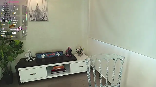 Snapshot of Sassy--Girl chatting on October 2025 06:08:01 PM Sassy--Girl online show from October 2025 06:08:01 PM