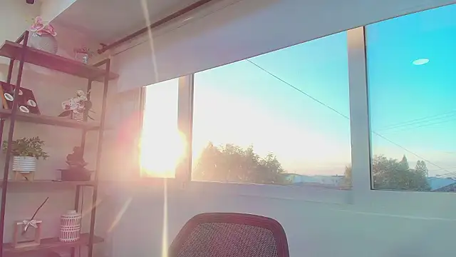 Sassy--Girl online show from March 2026 11:24:01 AM