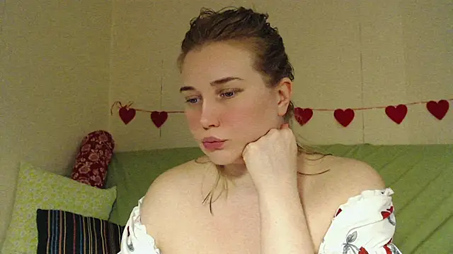 mmmPinUpGirl online show from February 2026 05:47:02 PM