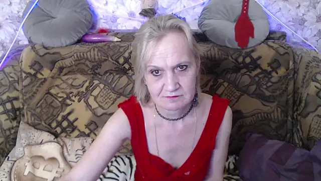 Snapshot of MissBekker chatting on December 2024 04:42:02 AM MissBekker online show from December 2024 04:42:02 AM