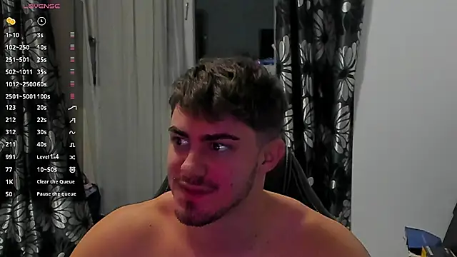 Snapshot of WilsonJules chatting on November 2025 03:52:02 PM WilsonJules online show from November 2025 03:52:02 PM