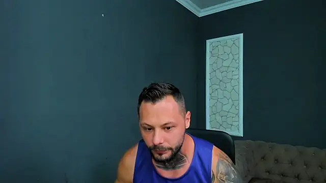 Snapshot of BrianHunts chatting on July 2026 04:53:01 AM BrianHunts online show from July 2026 04:53:01 AM