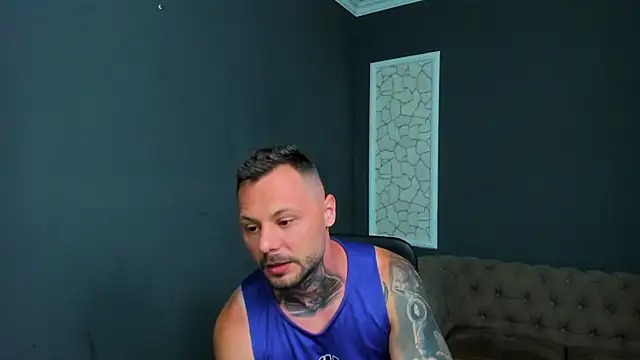 Snapshot of BrianHunts chatting on July 2026 04:05:02 AM BrianHunts online show from July 2026 04:05:02 AM