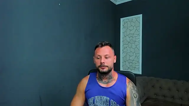 Snapshot of BrianHunts chatting on July 2026 05:01:01 AM BrianHunts online show from July 2026 05:01:01 AM