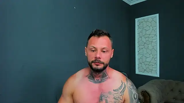 Snapshot of BrianHunts chatting on July 2026 05:00:02 AM BrianHunts online show from July 2026 05:00:02 AM