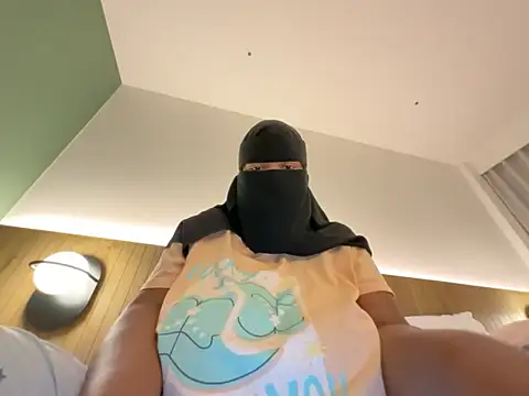 Snapshot of Submissive_Arab chatting on March 2026 06:48:02 PM Submissive Arab online show from March 2026 06:48:02 PM