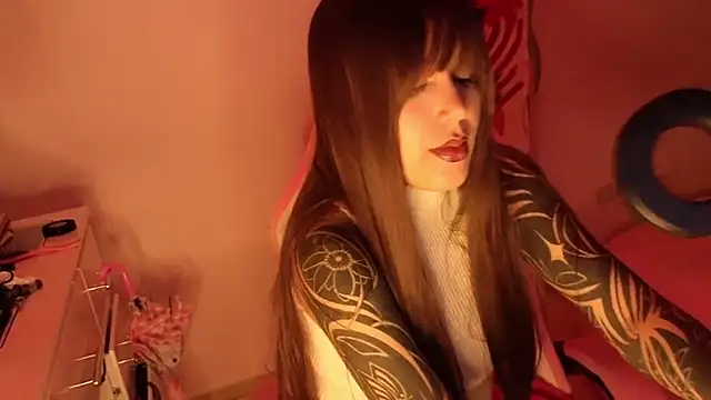 Snapshot of goddess_vee_ chatting on February 2026 11:36:02 PM goddess vee online show from February 2026 11:36:02 PM