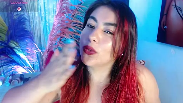 gatuwildhott online show from April 2026 01:39:02 PM