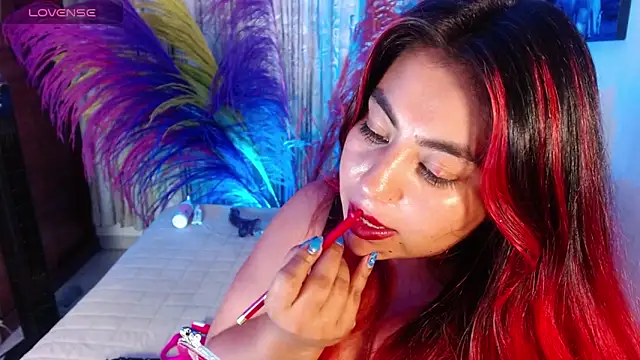 gatuwildhott online show from April 2026 09:30:02 PM