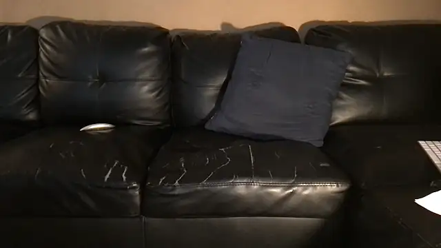 carolineford online show from February 2025 12:49:01 AM