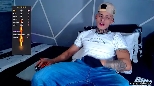 danilohot 19 online show from October 2025 09:24:01 PM