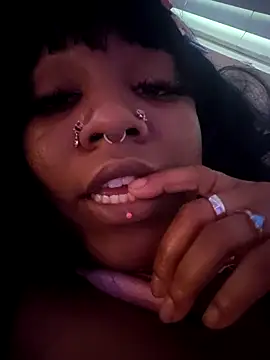 Snapshot of Kayyummy98 chatting on October 2025 01:16:02 AM Kayyummy98 online show from October 2025 01:16:02 AM