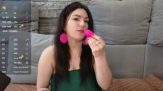Snapshot of Vika_loves_you chatting on May 2026 02:06:02 AM Vika loves you online show from May 2026 02:06:02 AM