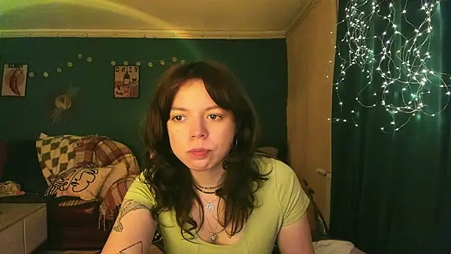 ClancyMorissey online show from April 2026 05:26:02 PM