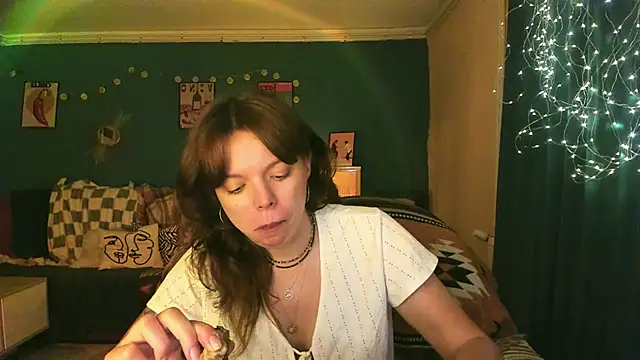 ClancyMorissey online show from June 2026 04:42:02 PM