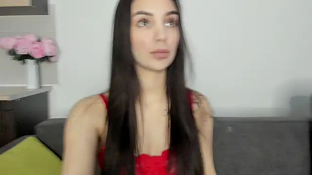 Snapshot of miss_emily_ chatting on December 2024 01:11:02 PM miss emily online show from December 2024 01:11:02 PM