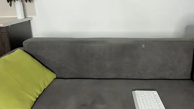 Snapshot of miss_emily_ chatting on December 2024 09:54:02 PM miss emily online show from December 2024 09:54:02 PM