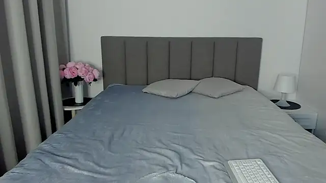 Snapshot of miss_emily_ chatting on February 2025 03:42:02 PM miss emily online show from February 2025 03:42:02 PM