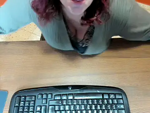 Snapshot of NikkiHolland chatting on March 2025 08:41:01 AM NikkiHolland online show from March 2025 08:41:01 AM