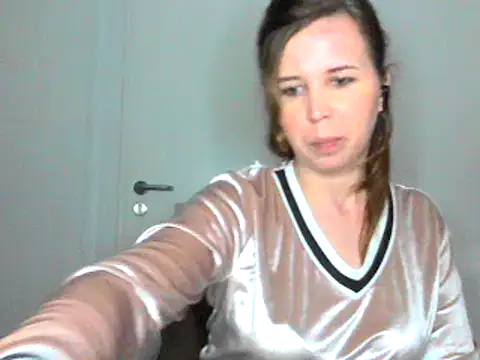 loveis007 online show from February 2025 01:30:02 AM