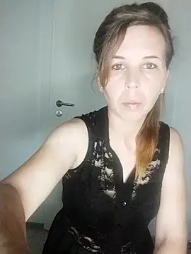 loveis007 online show from September 2025 09:48:02 PM