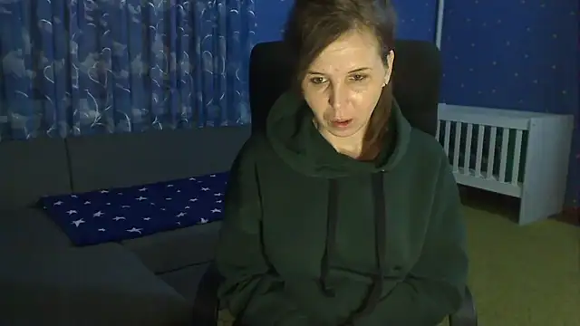 loveis007 online show from February 2026 12:53:01 AM