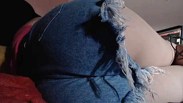 Snapshot of Ta_maravilhosaaa chatting on February 2025 08:38:02 PM Ta maravilhosaaa online show from February 2025 08:38:02 PM