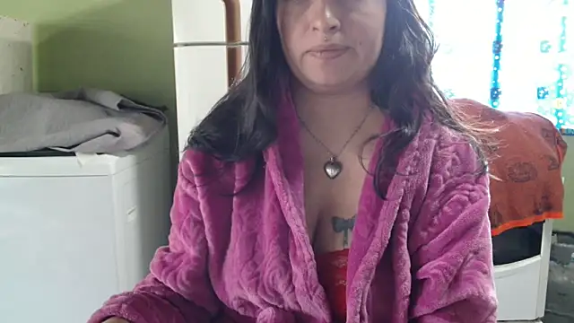 Snapshot of Ta_maravilhosaaa chatting on June 2026 04:17:01 PM Ta maravilhosaaa online show from June 2026 04:17:01 PM