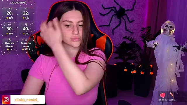 Elishka  online show from October 2025 03:52:01 PM