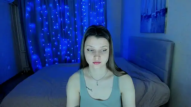 Snapshot of SoniNesti chatting on December 2024 03:11:01 PM SoniNesti online show from December 2024 03:11:01 PM