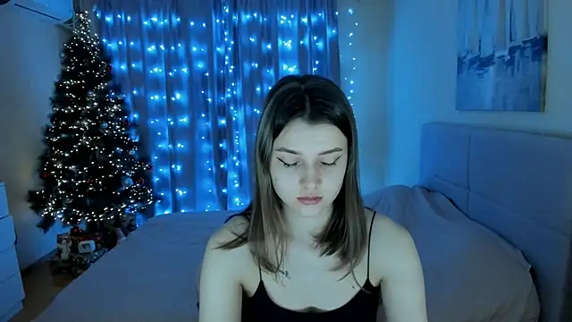 Snapshot of SoniNesti chatting on December 2024 01:21:02 PM SoniNesti online show from December 2024 01:21:02 PM