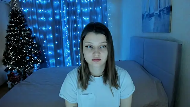Snapshot of SoniNesti chatting on January 2025 11:14:01 AM SoniNesti online show from January 2025 11:14:01 AM
