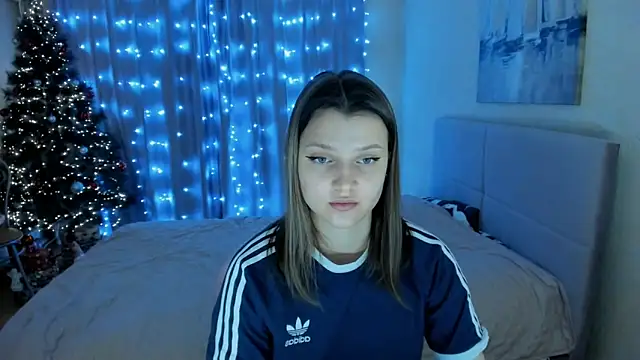 Snapshot of SoniNesti chatting on January 2025 02:56:02 PM SoniNesti online show from January 2025 02:56:02 PM