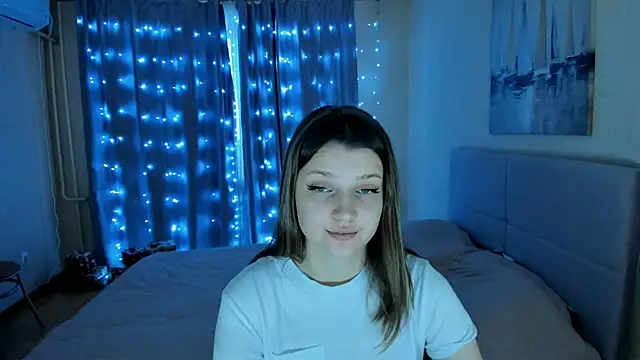 Snapshot of SoniNesti chatting on January 2025 11:12:02 AM SoniNesti online show from January 2025 11:12:02 AM