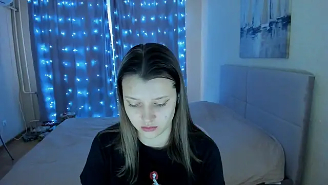 Snapshot of SoniNesti chatting on February 2025 12:05:02 PM SoniNesti online show from February 2025 12:05:02 PM