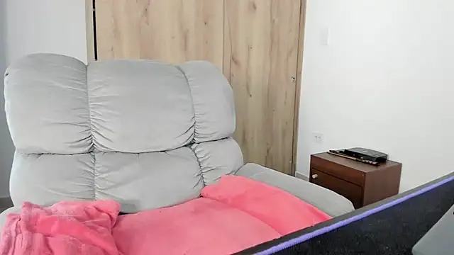 xspecialoomx online show from May 2026 08:36:02 PM
