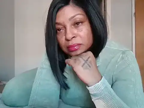 MSweetLindaParks online show from December 2024 05:48:01 PM