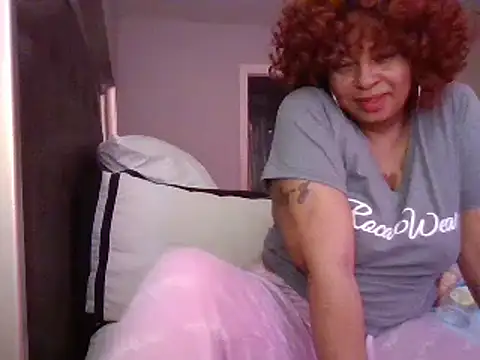 MSweetLindaParks online show from January 2025 12:35:01 PM