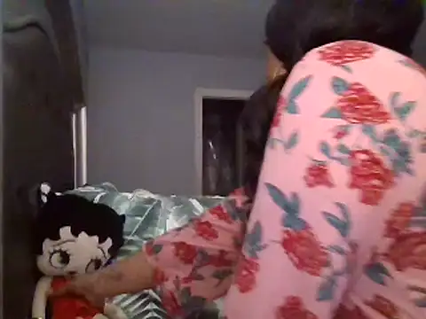 MSweetLindaParks online show from February 2025 12:11:02 PM