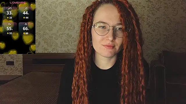 Snapshot of AgnesGraham chatting on February 2025 09:22:01 PM AgnesGraham online show from February 2025 09:22:01 PM