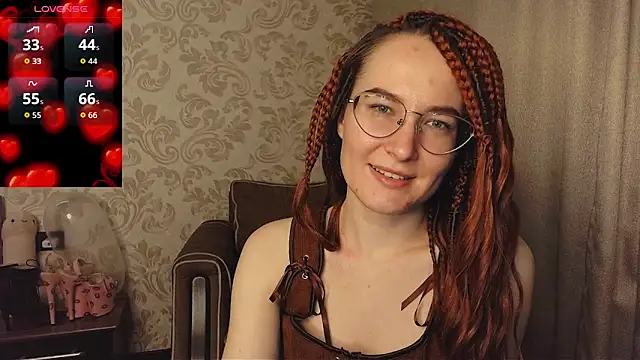 Snapshot of AgnesGraham chatting on September 2025 09:51:01 PM AgnesGraham online show from September 2025 09:51:01 PM