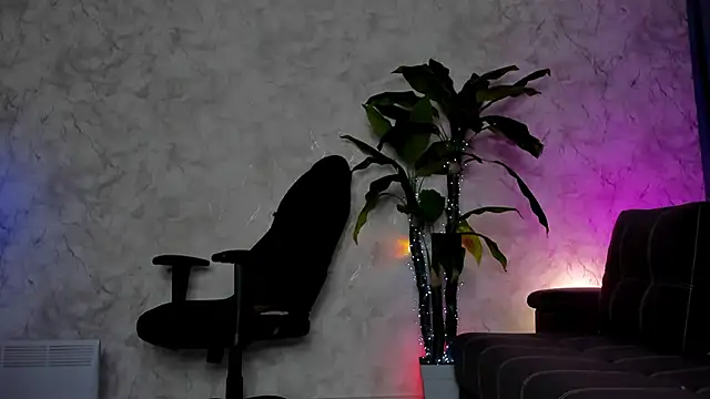 Emma7 online show from October 2025 04:02:02 AM