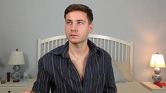 Snapshot of JustinMorrisX chatting on October 2025 02:13:01 PM JustinMorrisX online show from October 2025 02:13:01 PM