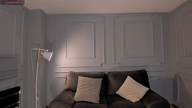 ToriCrossX online show from December 2025 12:37:02 AM