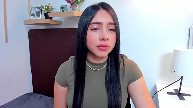 Snapshot of isabella_jade chatting on December 2024 07:27:02 PM isabella jade online show from December 2024 07:27:02 PM
