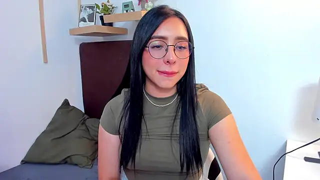 Snapshot of isabella_jade chatting on December 2024 10:31:01 PM isabella jade online show from December 2024 10:31:01 PM