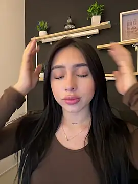 isabella jade online show from February 2026 09:21:01 PM