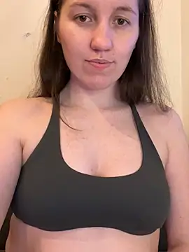 Snapshot of Nicole-Ray chatting on January 2025 10:04:01 PM Nicole-Ray online show from January 2025 10:04:01 PM