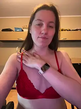 Snapshot of Nicole-Ray chatting on March 2025 05:30:01 AM Nicole-Ray online show from March 2025 05:30:01 AM