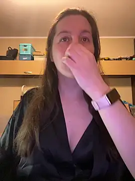 Snapshot of Nicole-Ray chatting on March 2025 12:06:02 AM Nicole-Ray online show from March 2025 12:06:02 AM
